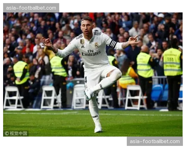 评论:维尼修斯再次成为犯规重点,西甲对明星球员保护是否足够? 评论:维尼修斯再次成为犯规重点,西甲对明星球员保护是否足够?