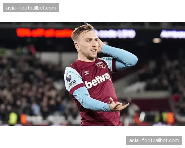 红牌！西汉姆联球员科雷尔两黄变一红被罚下