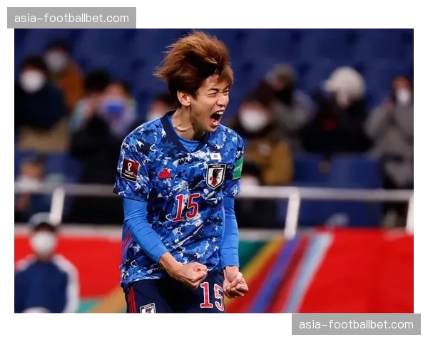 摩纳哥中场南野拓实遭遇十字韧带断裂，恐无缘2026世界杯